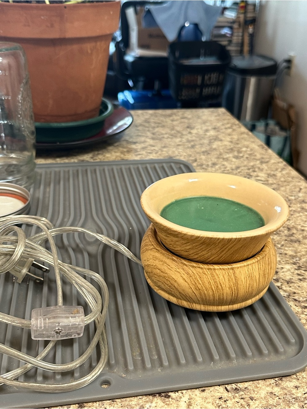 Wood-Grain Electric Wax Warmer with Green Wax